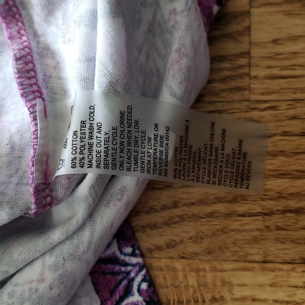 (S) ALIA Paisley Classic Fit T-Shirt Colorful Zen Modest Casual Weekend - Picture 4 of 7